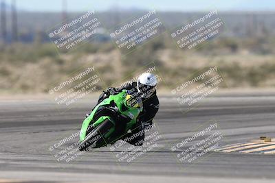 media/Jan-15-2026-Racers Edge (Thu) [[dfebeb70ab]]/3-B Group/Session 2 (Turn 11)/